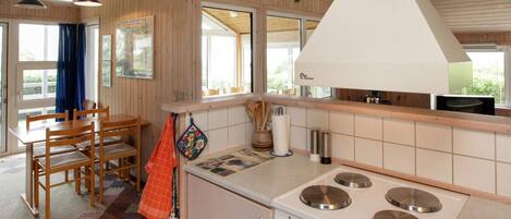 House | Private kitchen | Highchair