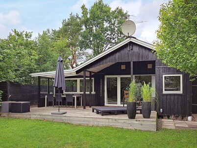6 Person Holiday Home in Hadsund