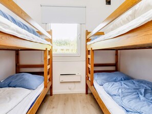 4 bedrooms - 8 Person Holiday Home in Hadsund (Hadsund)