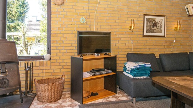 DVD player - Beautiful Holiday Home in Grenaa Near the Sea (Grenaa)