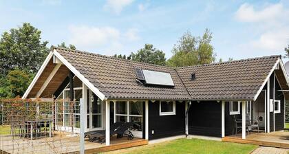 8 Person Holiday Home in Otterup