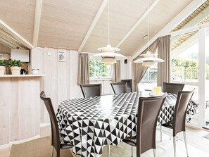 House | Dining