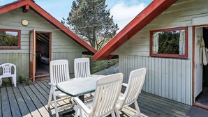 Unclassified image, 2 of 23, button - 8 Person Holiday Home in Blavand (Blavand)