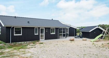Cozy Holiday Home in Vejers Strand near Sea