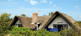 6 Person Holiday Home in Blavand