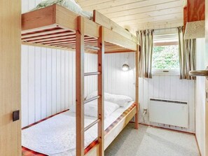 2 bedrooms, individually furnished, cribs/infant beds