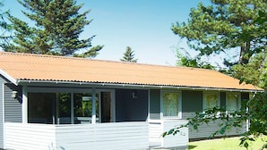 Exterior - Quaint Holiday Home in Eskebjerg With Modern Furnishings (Eskebjerg)