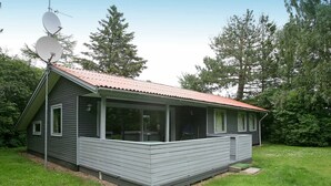 3 bedrooms, cribs/infant beds, individually furnished - Quaint Holiday Home in Eskebjerg With Modern Furnishings (Eskebjerg)