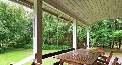 Luxury 12-person Villa With Swimming Pool and Sauna, Nearby Golf Course in Helmond