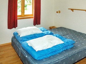 3 bedrooms, individually furnished