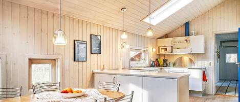 House | Private kitchen | Highchair