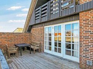 Exterior - Quaint Holiday Home in Harboøre near Sea (Harboore)