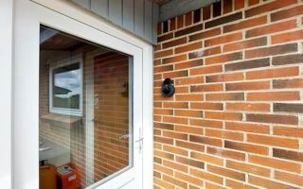 House | Exterior detail