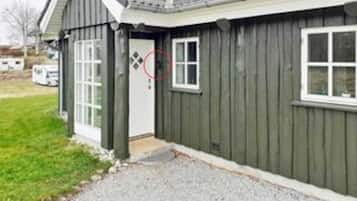 House | Exterior