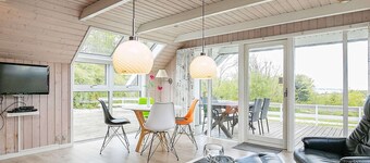 8 Person Holiday Home in Spottrup-by Traum