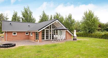 Beautiful Holiday Home in Gedser With Whirlpool
