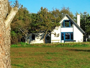 Exterior - Cozy Holiday Home in Hemmet near Sea (Hemmet)