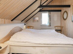 House - 8 Person Holiday Home in Ringkobing (Ringkobing)