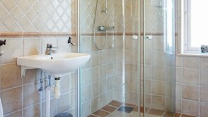 Unclassified image, 5 of 19, button - 8 Person Holiday Home in Fjällbacka (Fjallbacka)