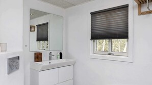 House | Interior - 6 Person Holiday Home in Blavand (Blavand)