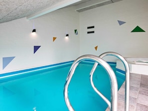 House | Pool