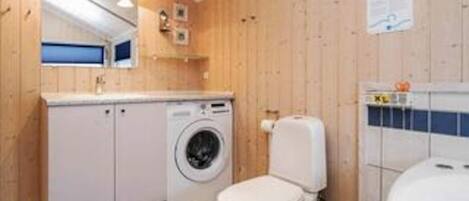 House | Bathroom