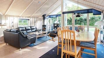 تناول الطعام