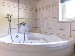 House | Spa treatment