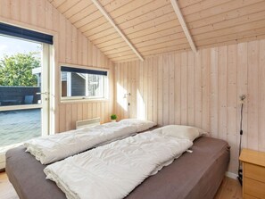 3 bedrooms