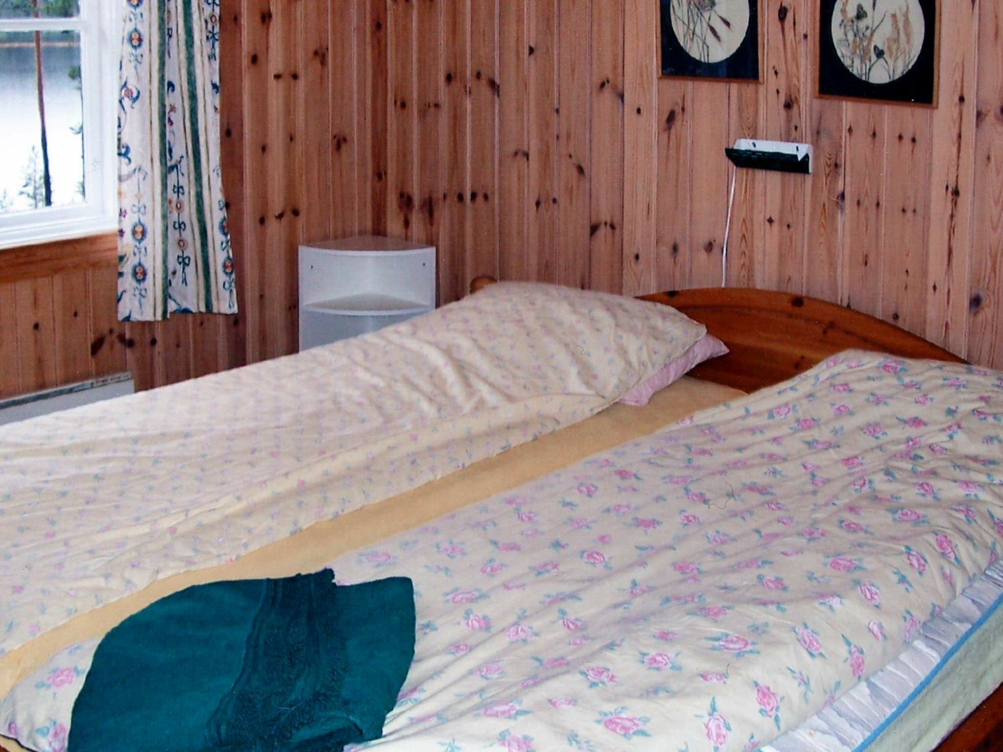 3 bedrooms, individually furnished