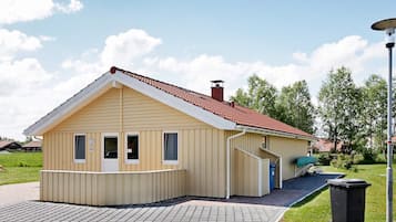 House | Exterior