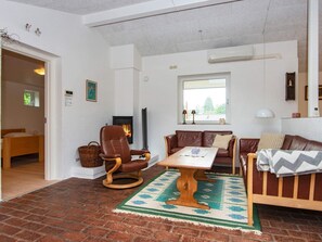 Interior - Lovely Holiday Home in Aabenraa near Sea (Aabenraa)