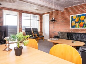 House | Dining - 8 Person Holiday Home in Harboore-by Traum (Harboore)