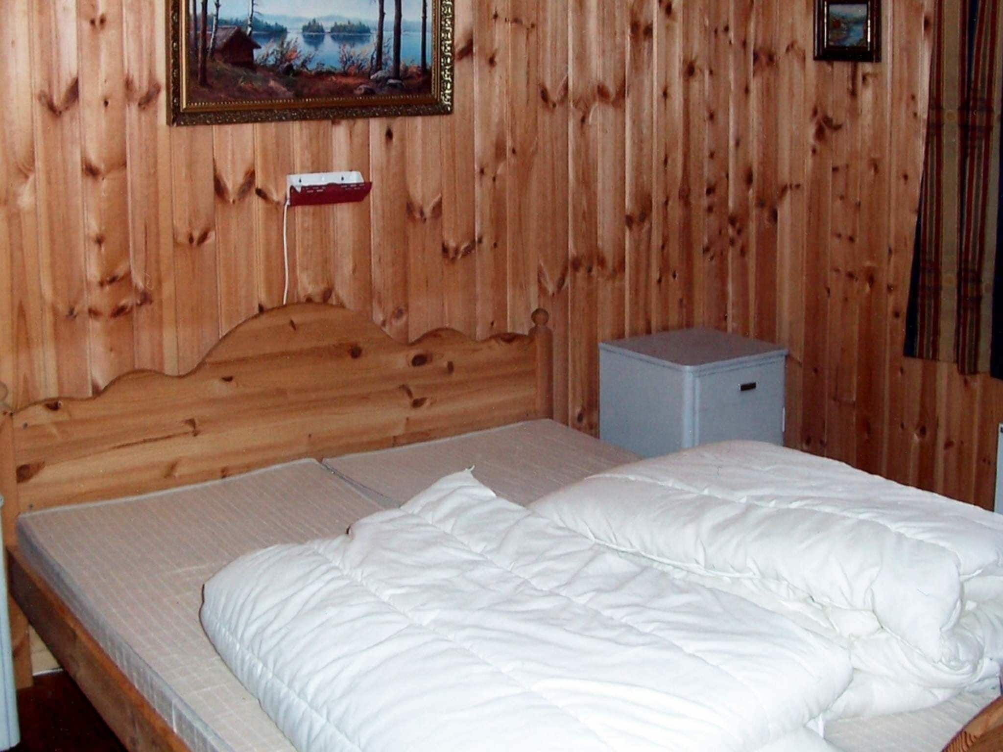 3 bedrooms, individually furnished