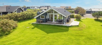 Lovely Holiday Home in Lemvig near Sea