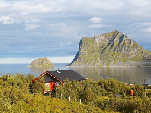 6 Person Holiday Home in Leknes