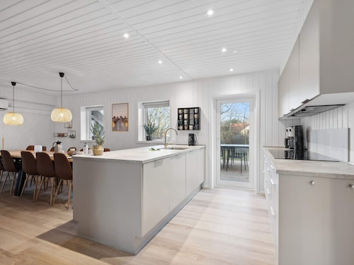 Seaside Retreat With Pool - By Traum Ferienwohnungen