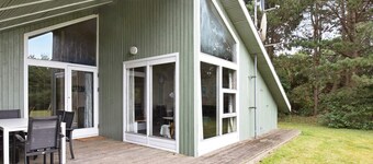 Comfortable Holiday Home in Dannemare with Hot Tub