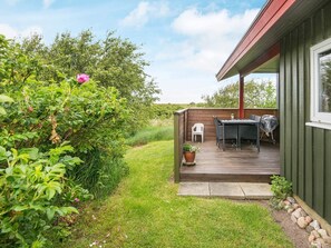 House | Outdoor dining
