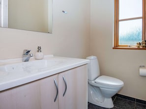 House | Bathroom