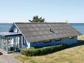 Exterior - Spacious Holiday Home With Barbecue in Vinderup (Vinderup)