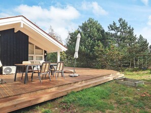 House | Dining - 8 Person Holiday Home in Laeso-by Traum (Læsø)