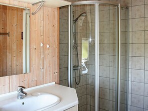 House | Bathroom