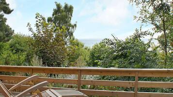 House | Water view