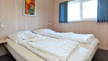 3 bedrooms