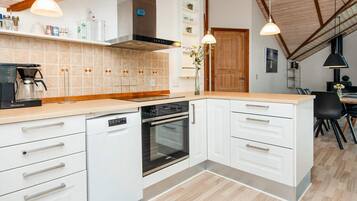 House | Private kitchen | Highchair