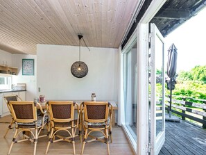 Outdoor dining - Cozy Retreat in Bonnerup - By Traum Ferienwohnungen (Glesborg)