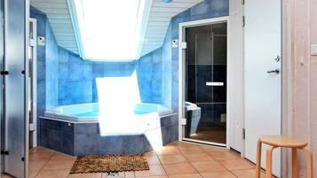 House | Spa treatment