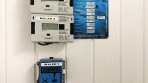 A control panel with labels 'MALER 3' and 'MALER 1' on a white wall. - 5 Star Holiday Home in Hjorring (Hjørring)