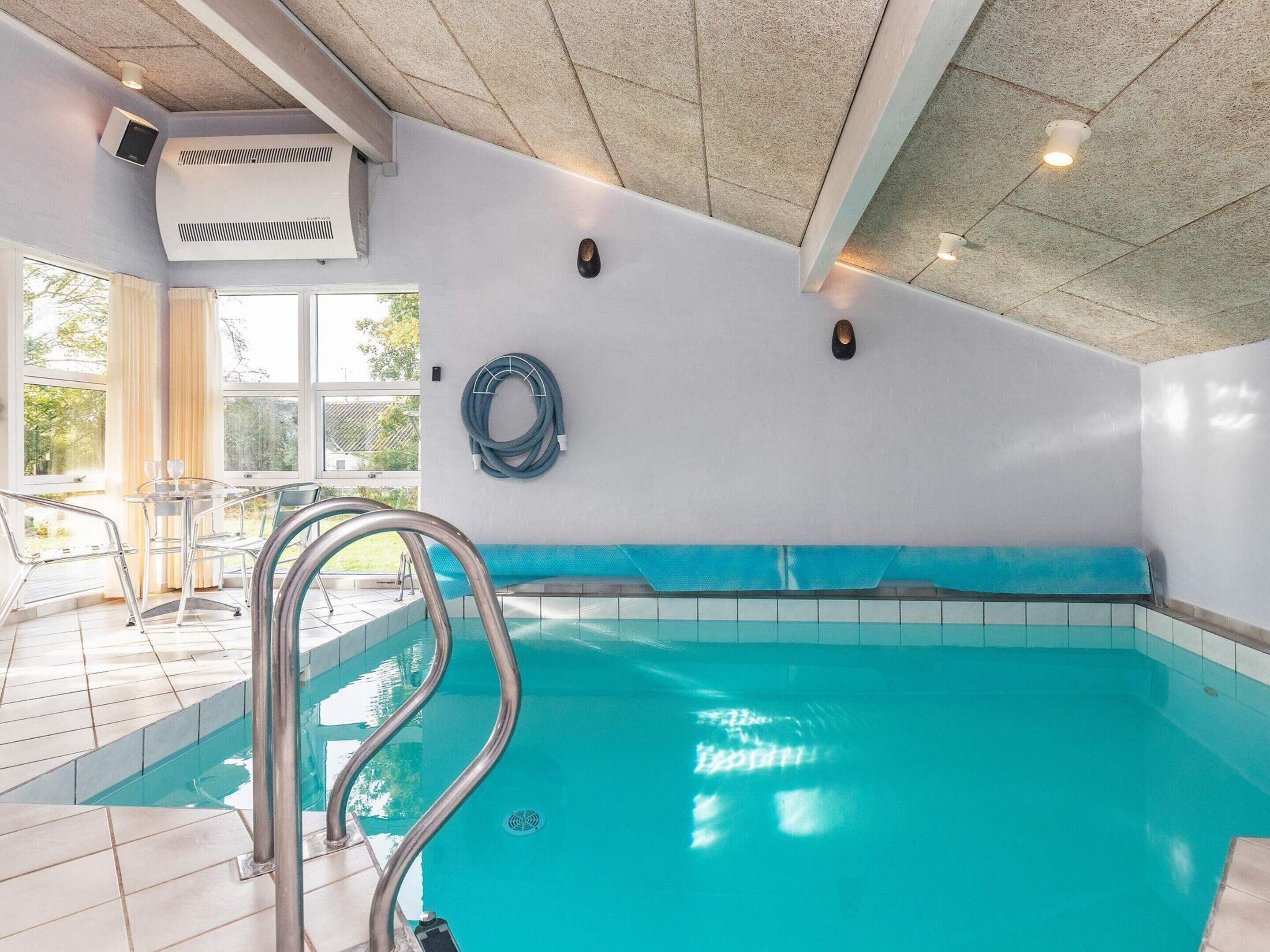 Hus | Pool
